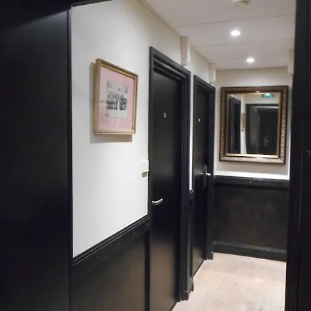 Ξενοδοχείο De L'avre 3*