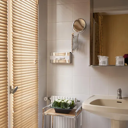 Ξενοδοχείο De L'avre