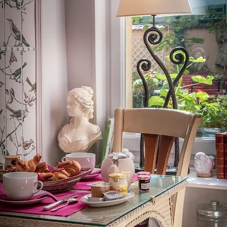 De L'avre Παρίσι