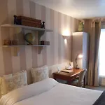 Hotel De L'avre Paris