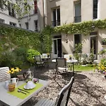 Hotel De L'avre