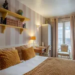 De L'avre Paris