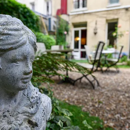 De L'avre Hotell