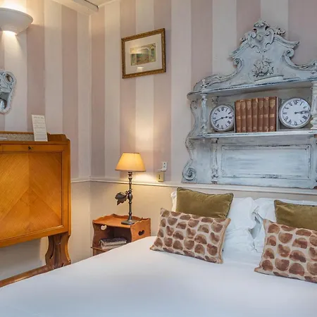 De L'avre Hotel