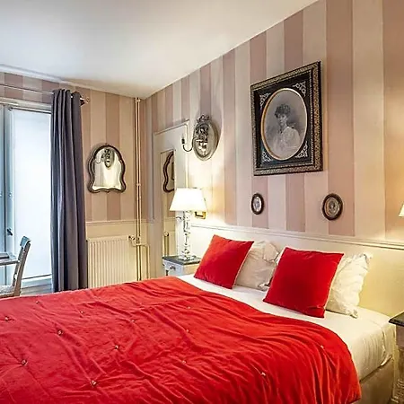 De L'avre Hotel