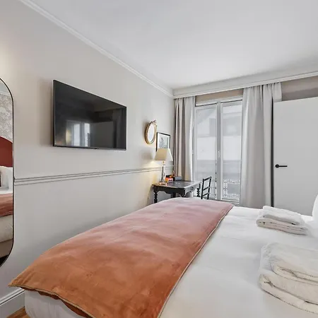 De L'avre 3* Paris