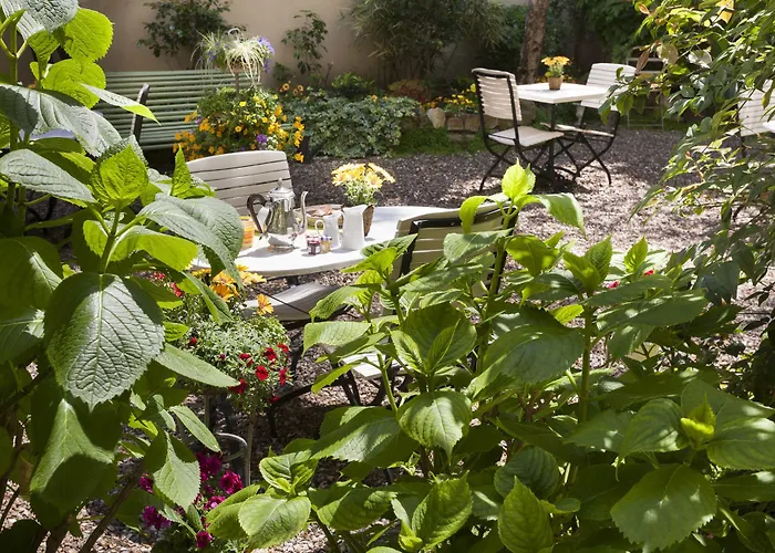 Hotel De L'avre Paris