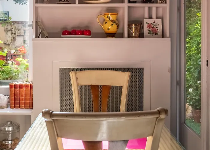 Hotel De L'avre Paris