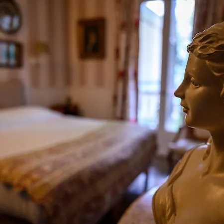 De L'avre 3* Paříž