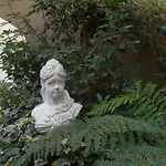 De L'avre Ξενοδοχείο 3*