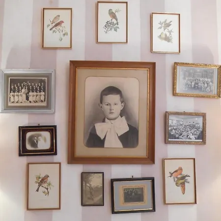 De L'avre 3* פריז