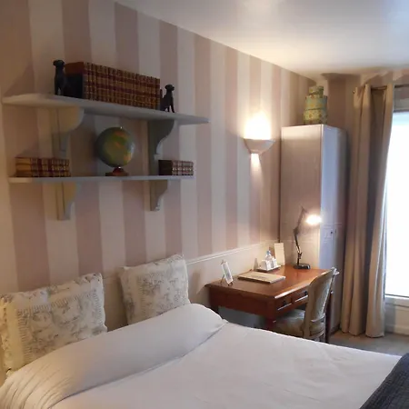 Hotel De L'avre Paris