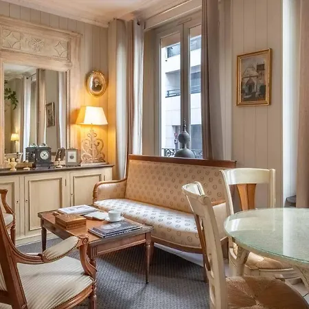 Hotel De L'avre Paris