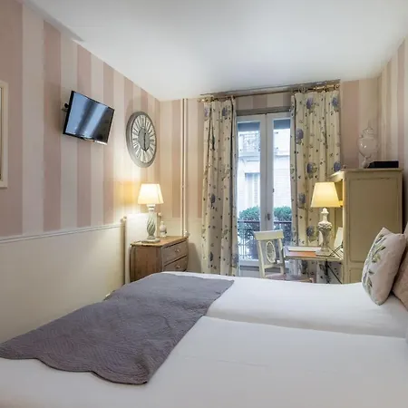 De L'avre 3* Paris