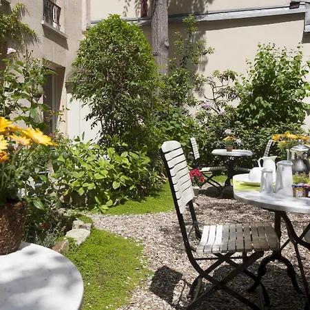 Hotel De L'avre Paris